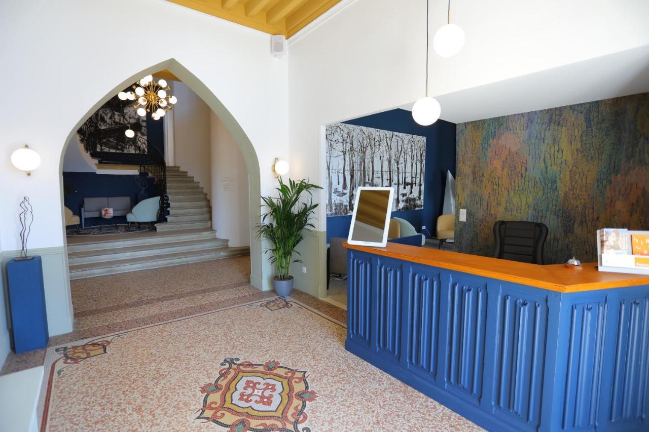 Hostellerie Du Chateau Des Fines Roches Шатонеф-дю-Пап Екстер'єр фото