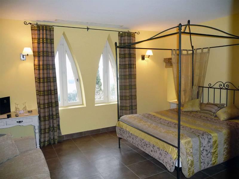 Hostellerie Du Chateau Des Fines Roches Шатонеф-дю-Пап Екстер'єр фото