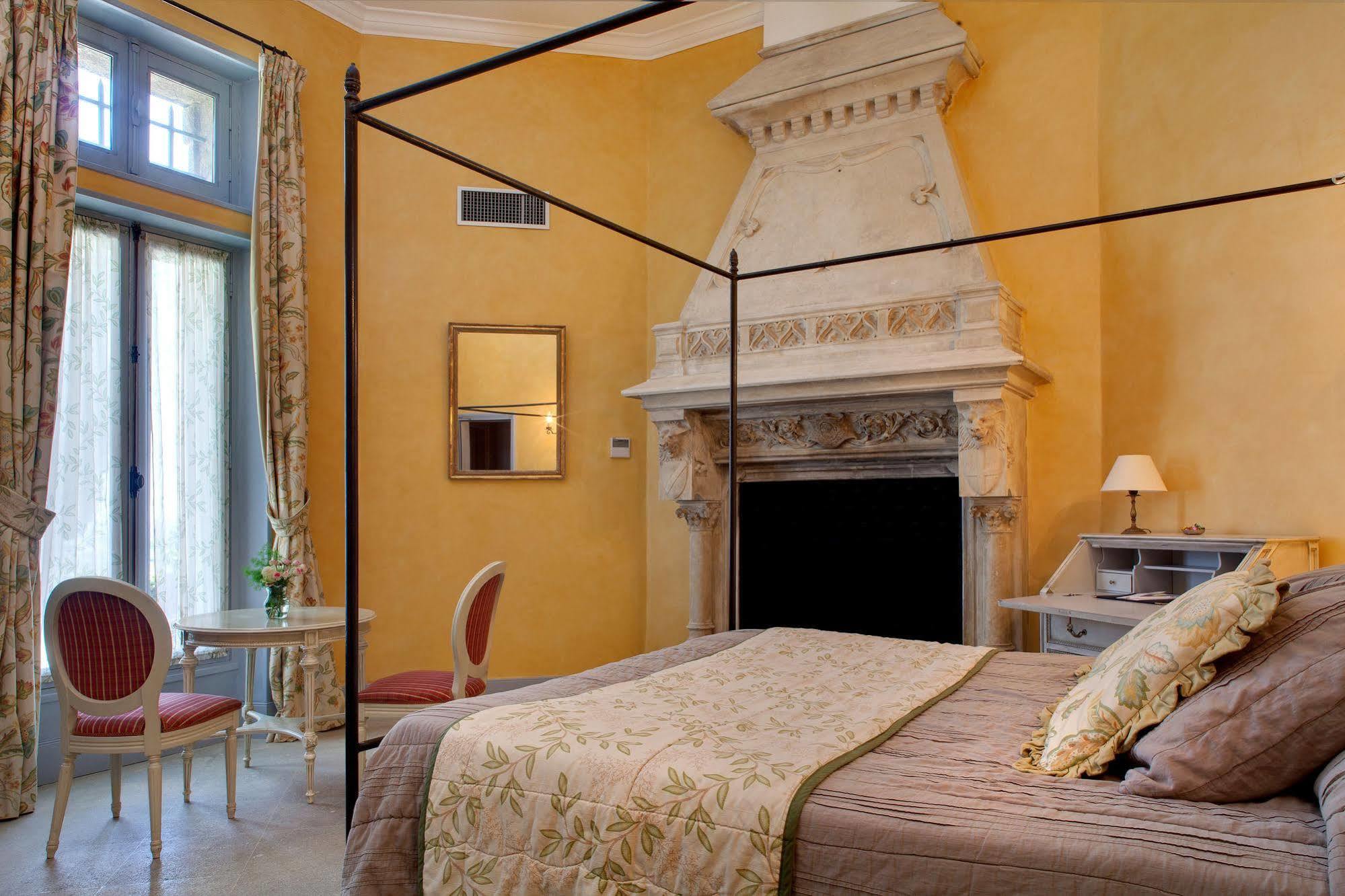 Hostellerie Du Chateau Des Fines Roches Шатонеф-дю-Пап Екстер'єр фото