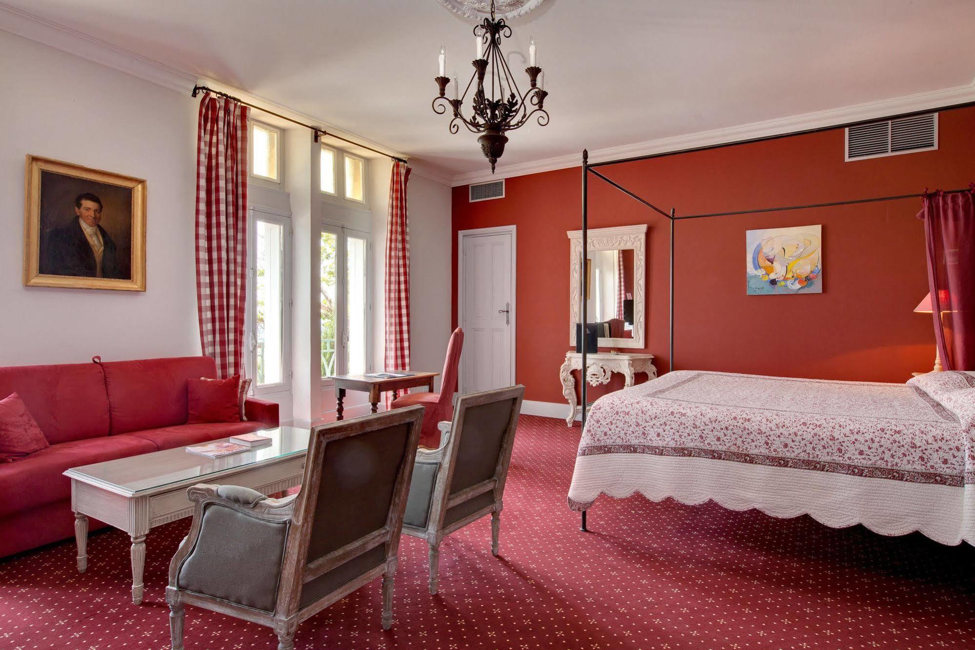 Hostellerie Du Chateau Des Fines Roches Шатонеф-дю-Пап Екстер'єр фото